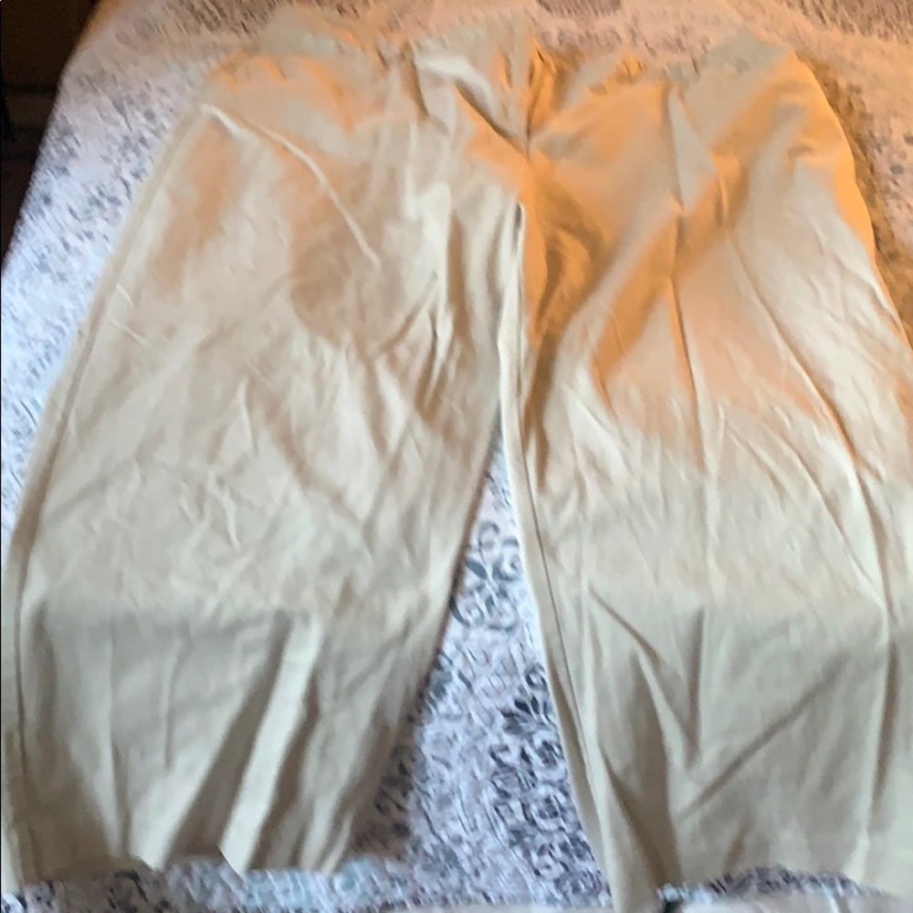Khaki capris